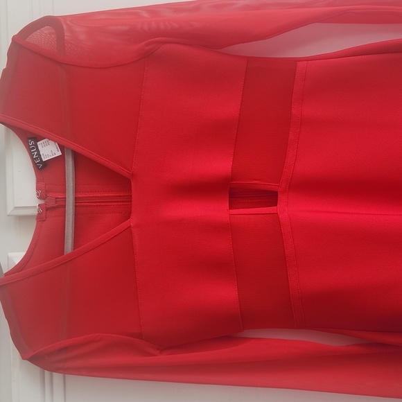 NWOT..Red Dress - Picture 2 of 12